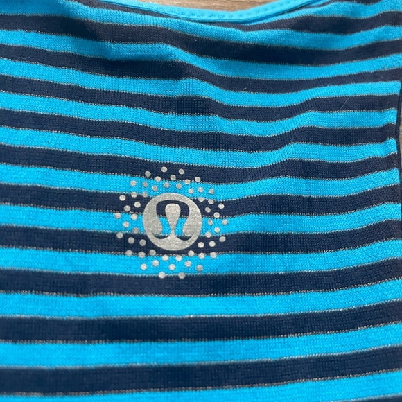 Lululemon Razorback Blue Striped Tank Top Rare Sea Wheeze Size 8 - Picture 4 of 7